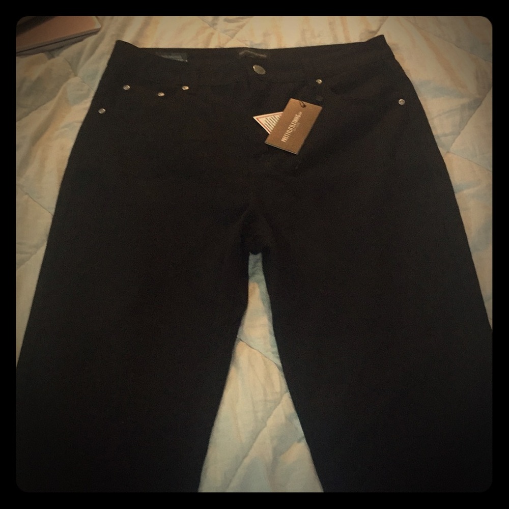 Brand new Pretty Little Thing Butt Rip Jean